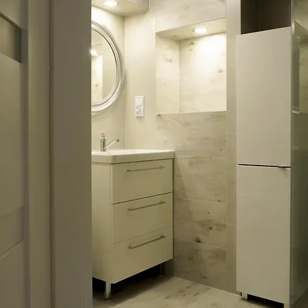 Apartament Wielunska. Spedz Urlop W Najpiekniejszej Dzielnicy Gdyni! Gdynia